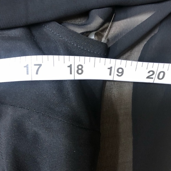 S Levine Black Flowy Dress With Cold Shoulder Sleeves Bling Details Size M NWT - Picture 6 of 8